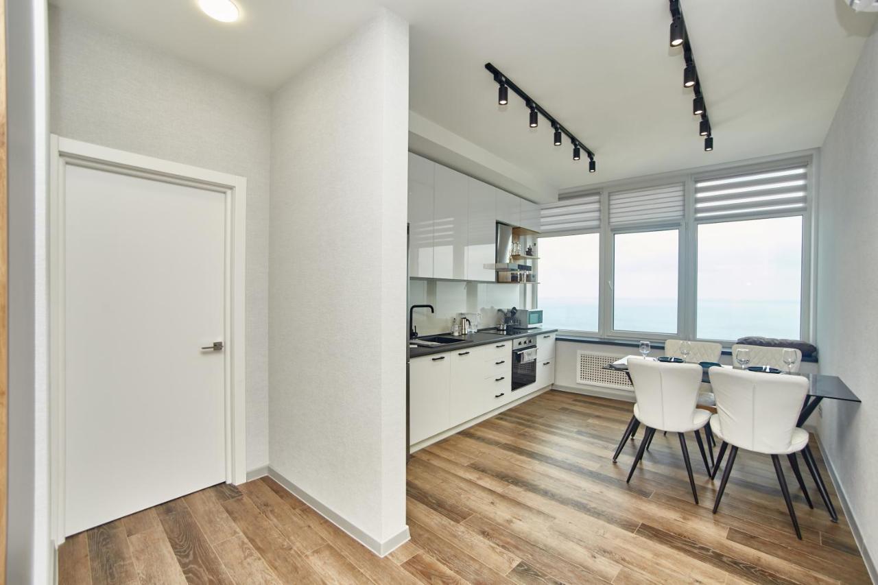 Board Apart Hotel Одеса Екстериор снимка
