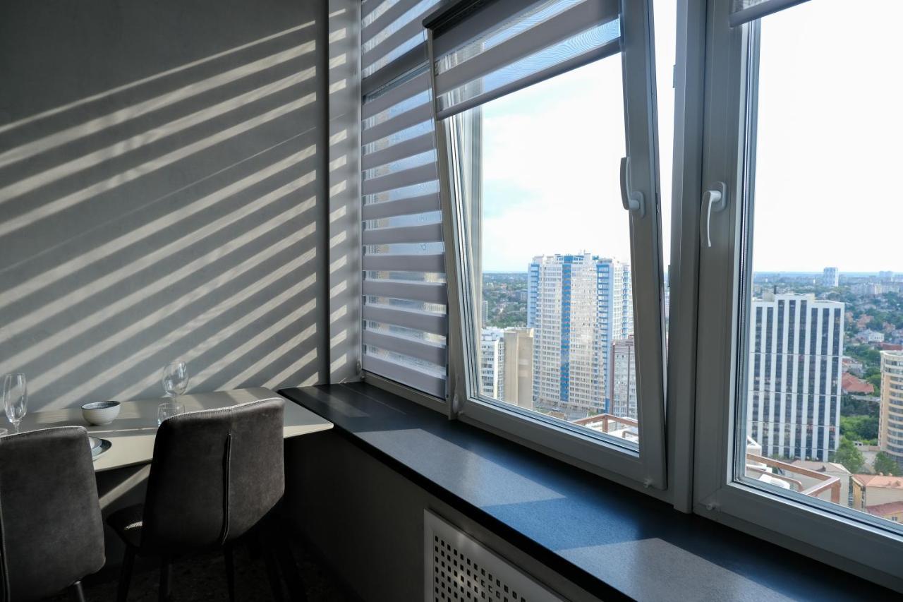 Board Apart Hotel Одеса Екстериор снимка